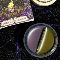 SHELLWE MAKEUP - Multi-Use Wisteria Cheek Blusher & Lip Mud - Rouge- & Lippenmousse SHELLWE MAKEUP - Multi-Use Wisteria Cheek Blusher & Lip Mud - Rouge- & Lippenmousse von SHELLWE MAKEUP