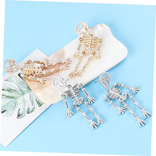 SHERCHPRY Gothic Ohrstecker für Damen mit Perlen und Schädel Design Funkelnde Strasssteine Vintage Dunkler Stil Punk Schmuck für Halloween Partys und Alltag Goldfarbene Skelett Ohrringe SHERCHPRY Gothic Ohrstecker für Damen mit Perlen und Schädel Design Funkelnde Strasssteine Vintage Dunkler Stil Punk Schmuck für Halloween Partys und Alltag Goldfarbene Skelett Ohrringe von SHERCHPRY