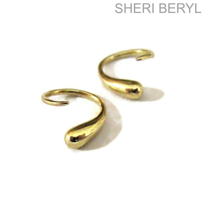 14K Huggie Creolen Kleine Offene Creole Korken Einzel Handmade By Sheri Beryl von SHERIBERYL