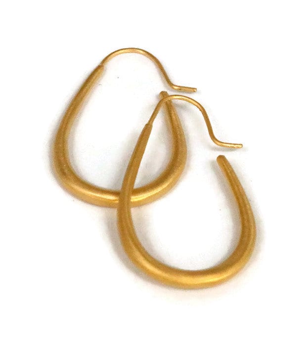 Große Gold Creolen, Moderne Tropfen 18K Vermeil Artisan Handmade By Sheri Beryl von SHERIBERYL
