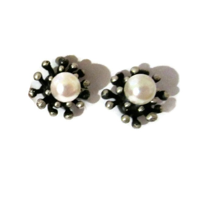 Oxidierte Silber Perlen Ohrstecker, Kleine Starburst Ohrringe, Handarbeit Von Sheri Beryl von SHERIBERYL