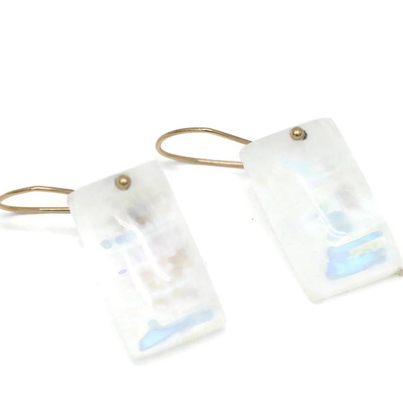 Rechteckige Regenbogen Mondstein Ohrringe, Weißer Edelstein Tropfen Ohrring 14K Gold Juni Geburtsstein Artisan Handmade By Sheri Beryl von SHERIBERYL