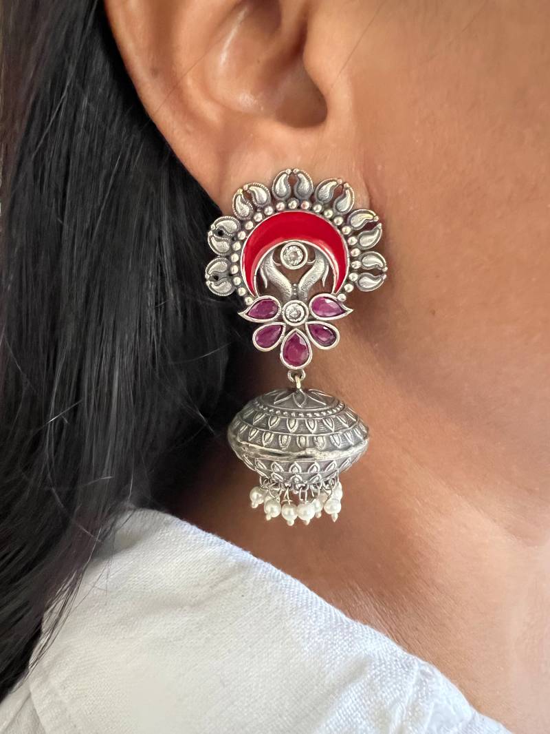 Handgemachte Jhumkas Aus Messing Emailliert von SHIVKA