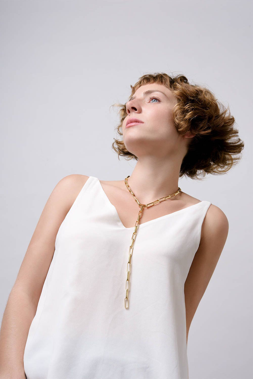 Grobstrick Goldkette Y Halskette Verstellbarer Lariat Statement Schmuck von SHIZING