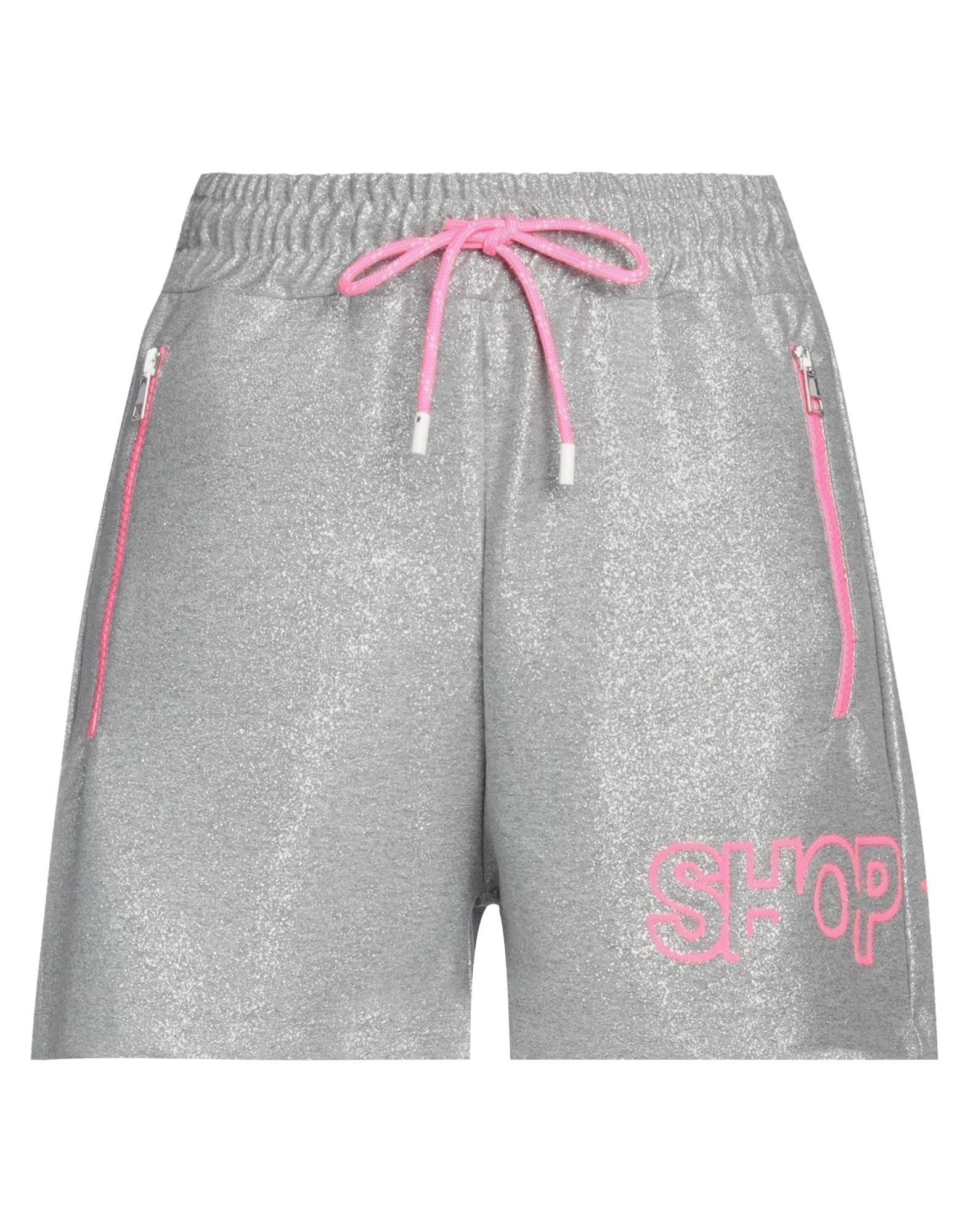 SHOP ★ ART Shorts & Bermudashorts Damen Silber von SHOP ★ ART