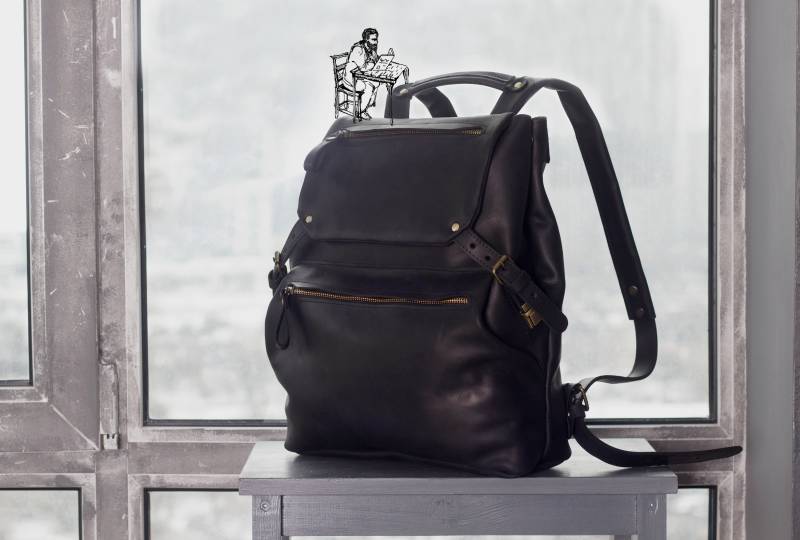 Schwarzer Lederrucksack Für Frauen Und Männer, Aus Echtem Leder in Distressed-Optik, Anpassbare Größen von SHOPBAGsUA