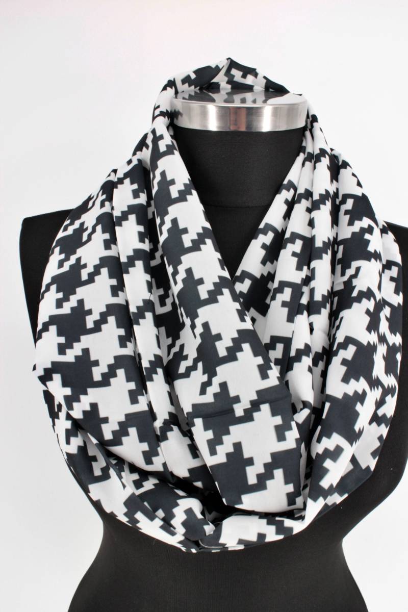 Schlauchschal Mit Hahnentrittmuster Aus Chiffon von SHOPIKA