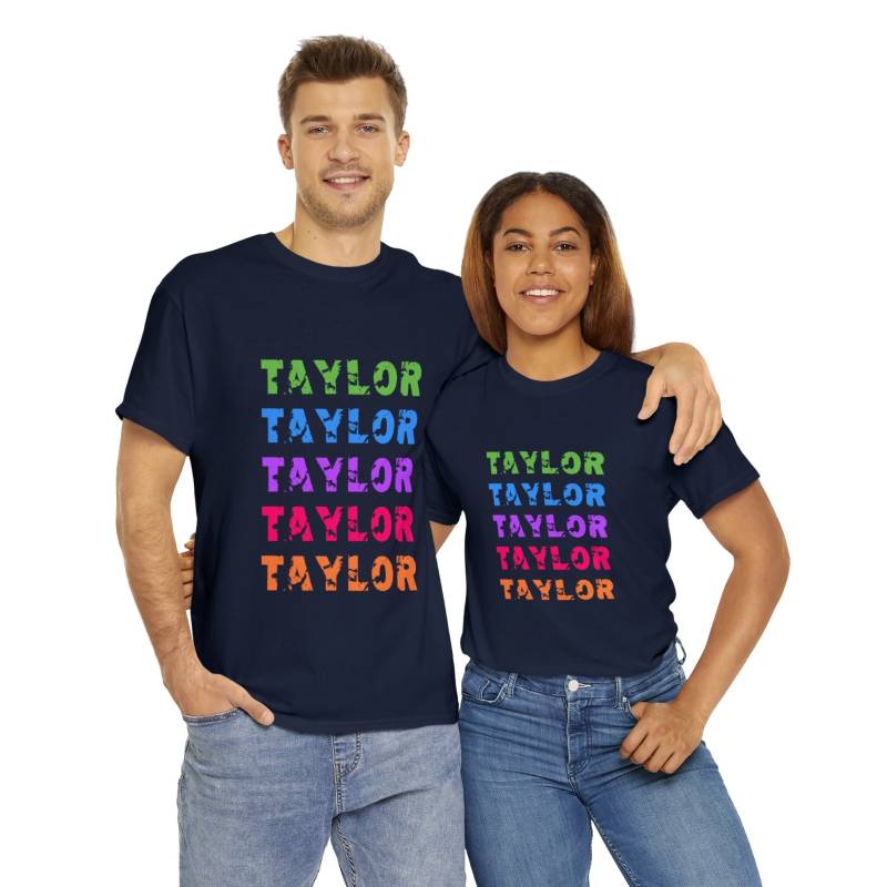 Taylor - Rainbow T-Shirt von SHiRTORAMADE