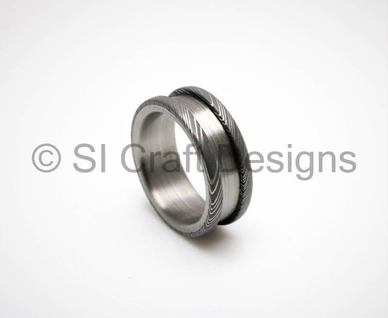 Damaskus Ring Mit Breiter Rille, Eheringe Für Männer Und Frauen, Individuell Handgefertigt in Schottland, Uk von SICraftDesigns