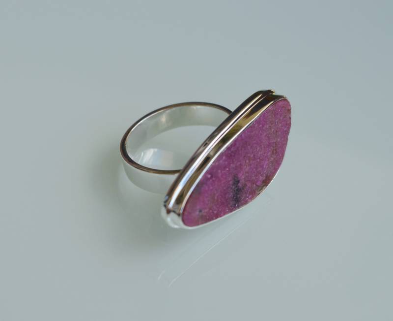 Edelstein Ring Silber Cobalt Calcit Massiv Statement Schmuck Boho Handarbeit Größe 57 von SILBERSTEINSONNE