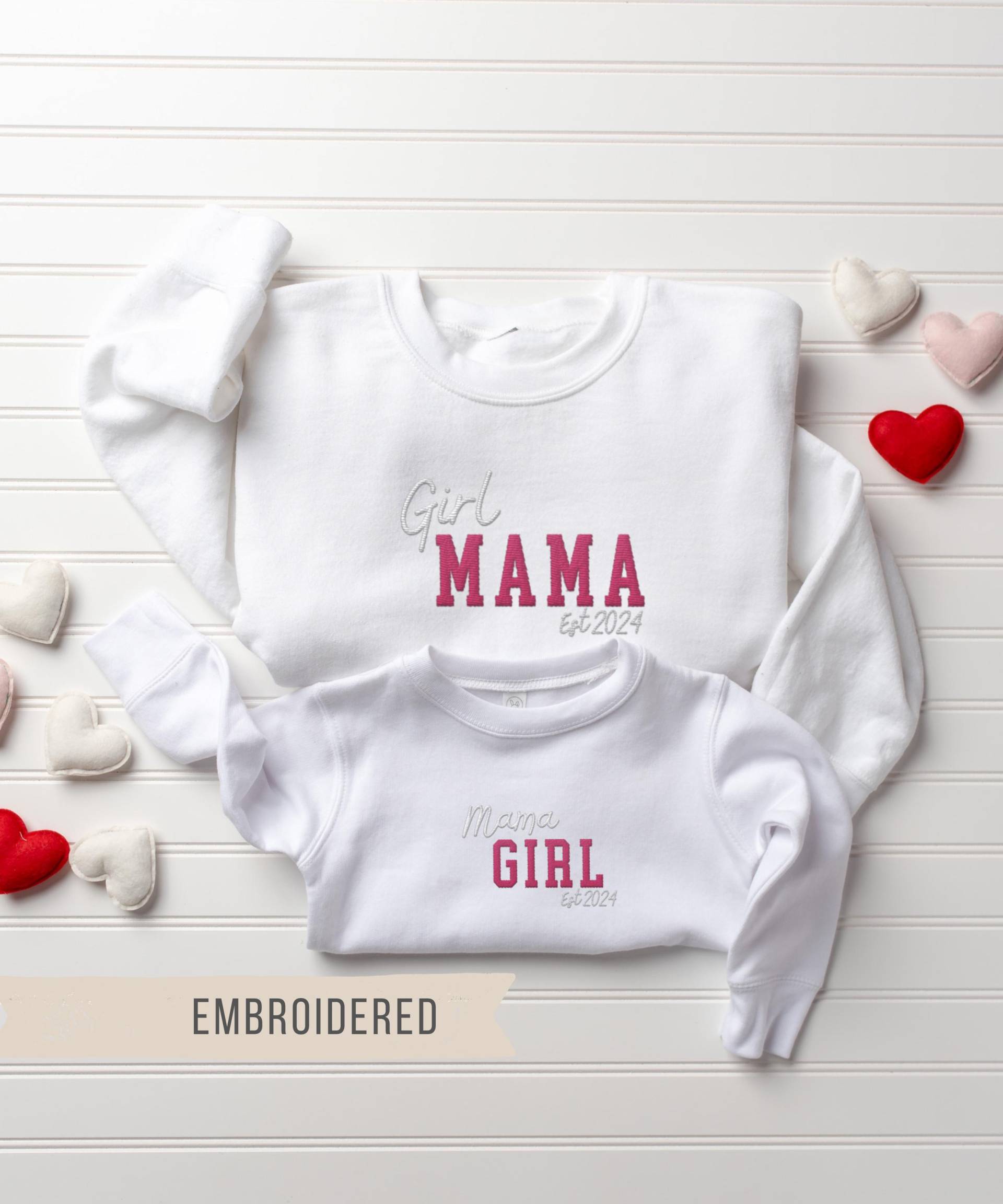 Bestickte Girl Mama & Mini Pullover Personalisiert | Matching Sweatshirt Für Mutter Kind Partnerlook Familie Outfit Weihnachten Geschenk Bestickte Girl Mama & Mini Pullover Personalisiert | Matching Sweatshirt Für Mutter Kind Partnerlook Familie Outfit Weihnachten Geschenk von SIMASIMPLETHINGS