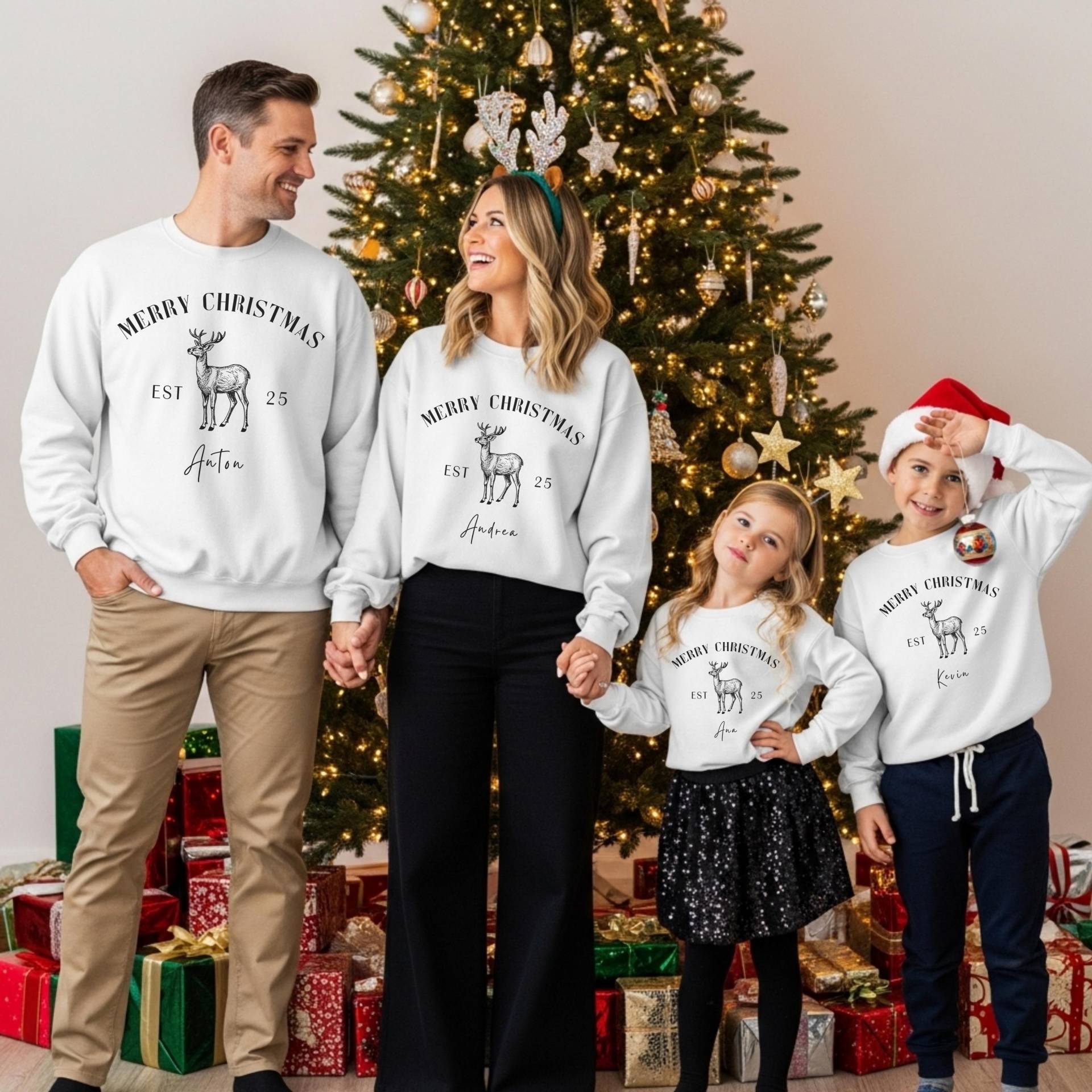 Personalisierbare Weihnachts Pullover Für Die Ganze Familie | Partnerlook Mama Papa Mini Baby Oma Opa Tante Onkel Matching Familienoutfit von SIMASIMPLETHINGS