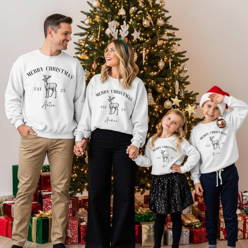 Personalisierbare Weihnachts Pullover Für Die Ganze Familie | Partnerlook Mama Papa Mini Baby Oma Opa Tante Onkel Matching Familienoutfit von SIMASIMPLETHINGS
