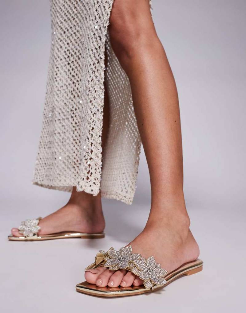 SIMMI London - Abbie - Flache Sandalen in Gold mit verziertem Riemen-Goldfarben von SIMMI Shoes