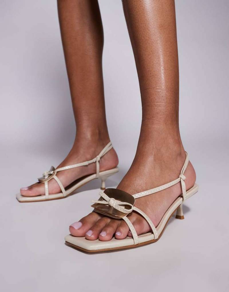 SIMMI London - Heiti - Sandaletten in Steingrau mit Pfennigabsatz und quadratischer Zehenpartie-Neutral von SIMMI Shoes