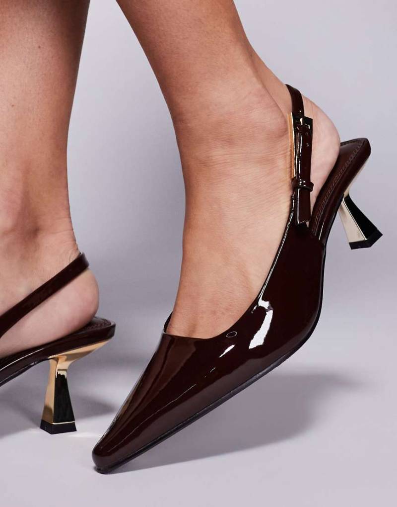 SIMMI London - June - Spitze Schuhe in brauner Lackoptik mit Fersenriemen und Kitten-Absatz von SIMMI Shoes