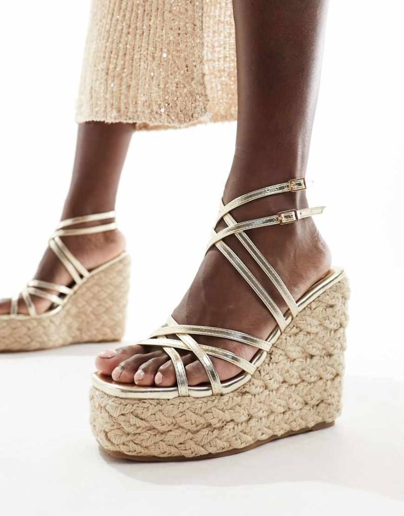 Simmi London - Akela - Riemchen-Espadrilles in Metallic-Gold-Goldfarben von SIMMI Shoes
