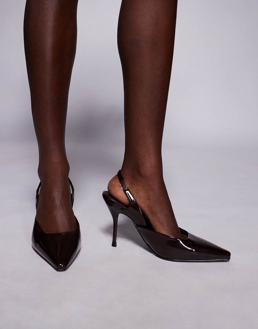 Simmi London - Darcia - Spitze Absatzschuhe aus schokobraunem Kunstleder mit Fersenriemen von SIMMI Shoes