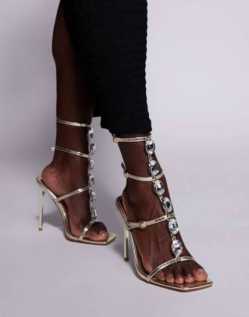 Simmi London - Leamy - Filigrane Sandaletten in Gold mit Schnallendetails und Absatz-Goldfarben von SIMMI Shoes