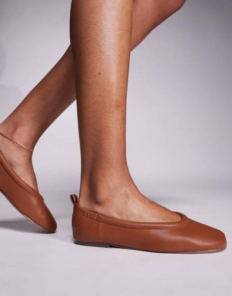 Simmi London - Leesa - Ballerinas in Hellbraun von SIMMI Shoes