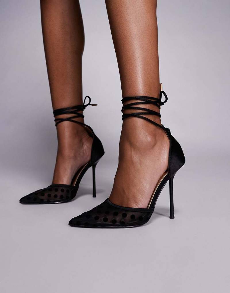 Simmi London - Mandisa - Netzstoff-Pumps in Schwarz mit Punkten und Absatz von SIMMI Shoes