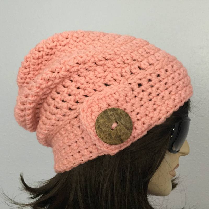 Frauen Häkelmütze Chunky Slouchy Beanie Mit Knopf Damen Accessoires Herbst Mode Winter-Mütze von SIMPATICOUS