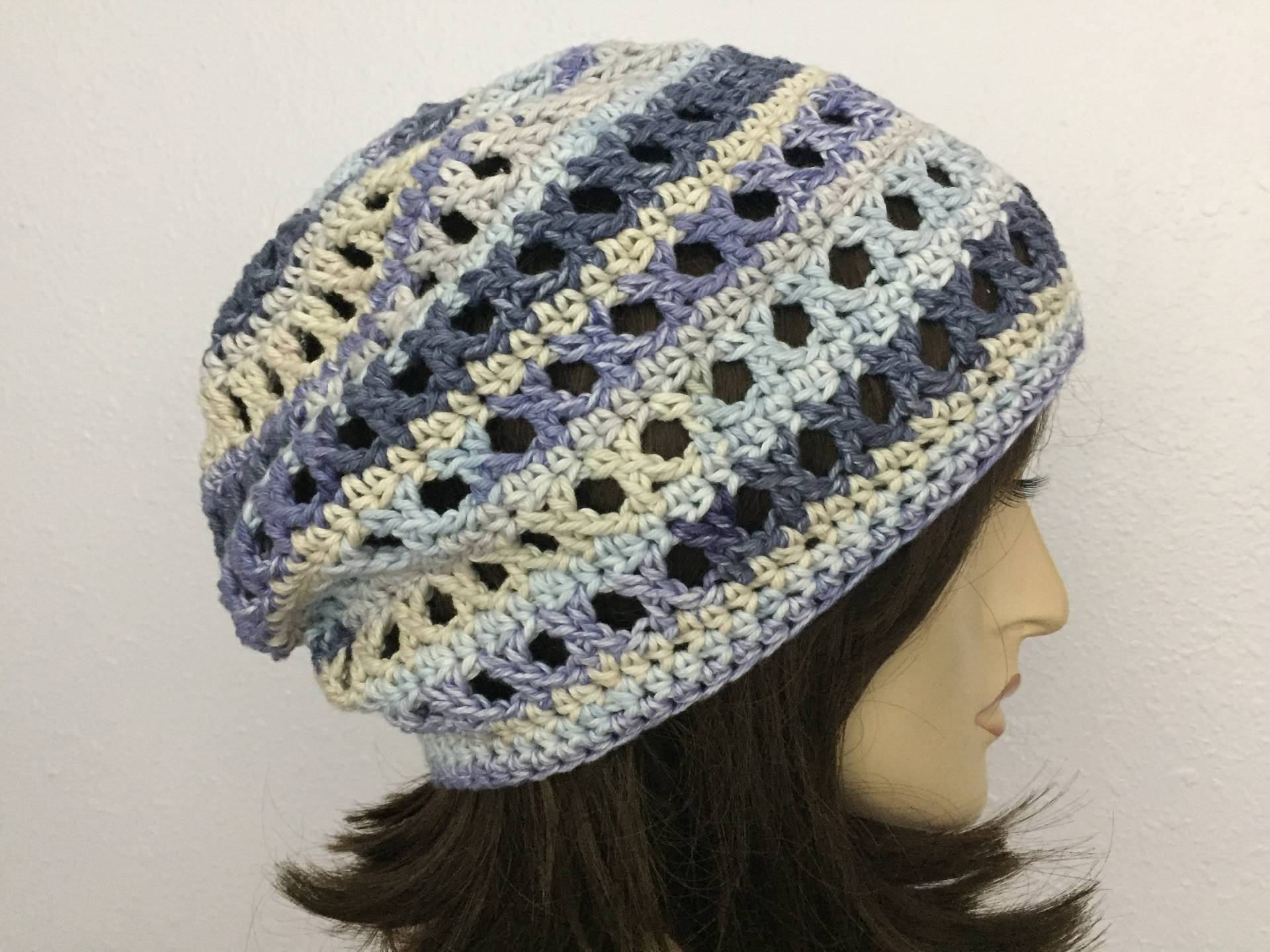 Frauen Häkeln Sommer Hut Slouchy Beanie in Ozean-Blau Baumwollgarn Frühling von SIMPATICOUS