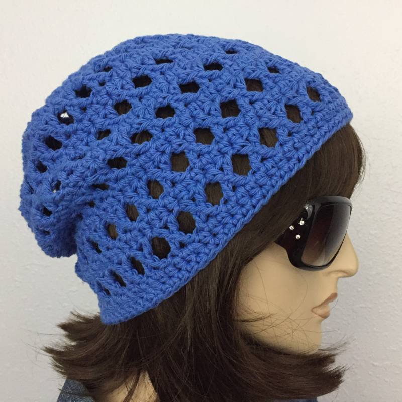 Frauen Häkeln Sommer Hut Slouchy Beanie in Royal Blau Baumwollgarn Frühling von SIMPATICOUS