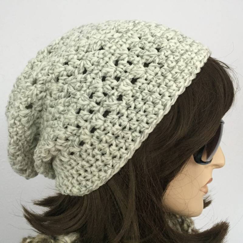 Gehäkelte Hut Damenmütze Slouchy in Schatten Von Hellgrau Winter Accessoires Herbst Herbstmode Gehäkelte Hut Damenmütze Slouchy in Schatten Von Hellgrau Winter Accessoires Herbst Herbstmode von SIMPATICOUS