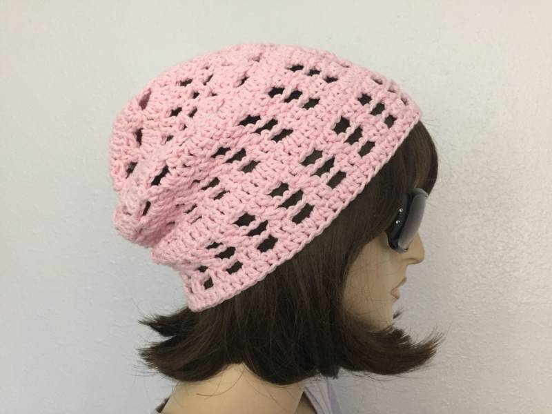 Womens Summer Croshet Hat Sommer Slouchy Beanie in Pastell Rosa Frauen-Frühlings-Hut-Sommer-Mode von SIMPATICOUS