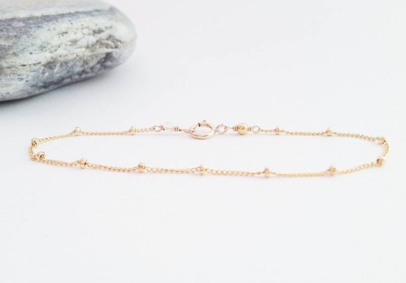 Satelliten Armband Gold Filled - Zartes Knotenarmband Feines Goldarmband Satelitten Satelliten Armband Gold Filled - Zartes Knotenarmband Feines Goldarmband Satelitten von SIXOCLOCKdesigns