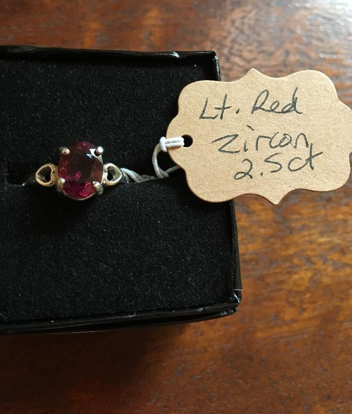 Hellroter Zirkon Ring in Sterling Silber von SJMarsStudio