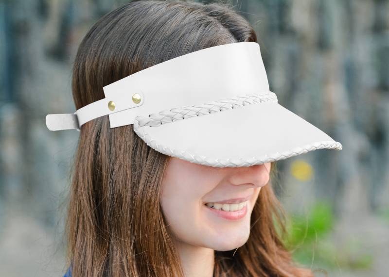 Handgeflochtenes Leder Schirmmütze Sommer Sonnenblende Handgeflochtenes Leder Schirmmütze Sommer Sonnenblende von SKLKT