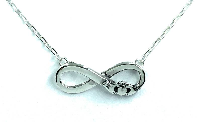 sterling Silber Unendlichkeit Claddagh Anhänger Halskette Liebe, Loyalität, Freundschaft von SKSilverJewellery