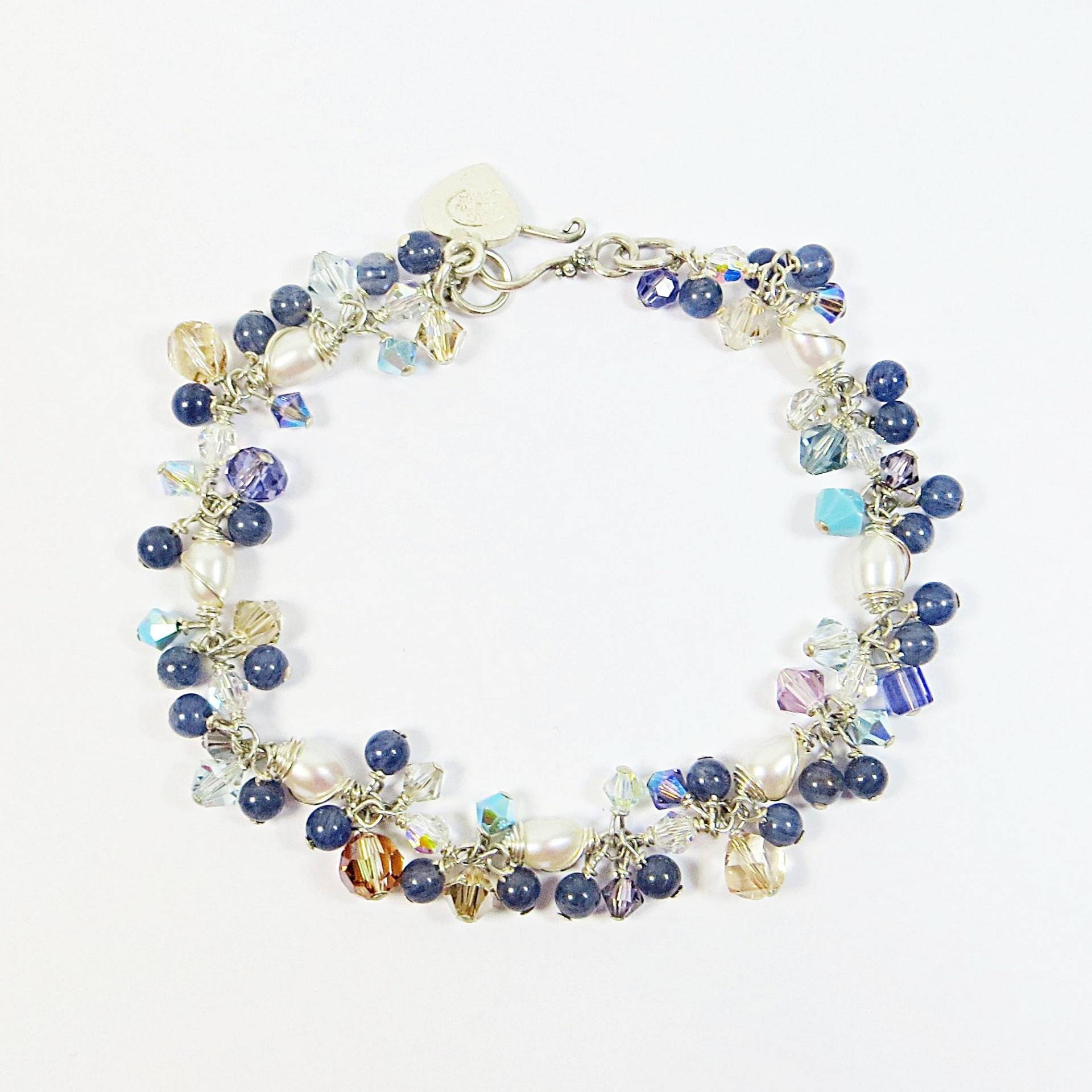 Indigo Blau Armband, Handgefertigtes Armband Aus Drahtgewebe Mit Süsswasserperlen, Edelsteinen, Iolith, Perlen, Sterling Silber, Swarovski Kristall Indigo Blau Armband, Handgefertigtes Armband Aus Drahtgewebe Mit Süsswasserperlen, Edelsteinen, Iolith, Perlen, Sterling Silber, Swarovski Kristall von SLCDesignsUK