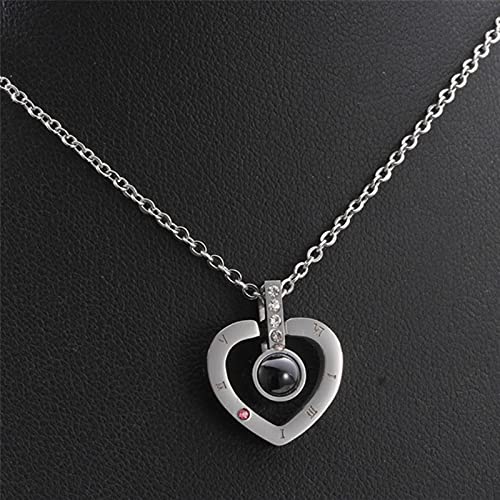 Vogue Heart Jewelry Liebhaber Halskette Sprache Ich liebe dich Titaniumstahl -Anhänger Accessoires Halsketten für Frauen von SLCHJX