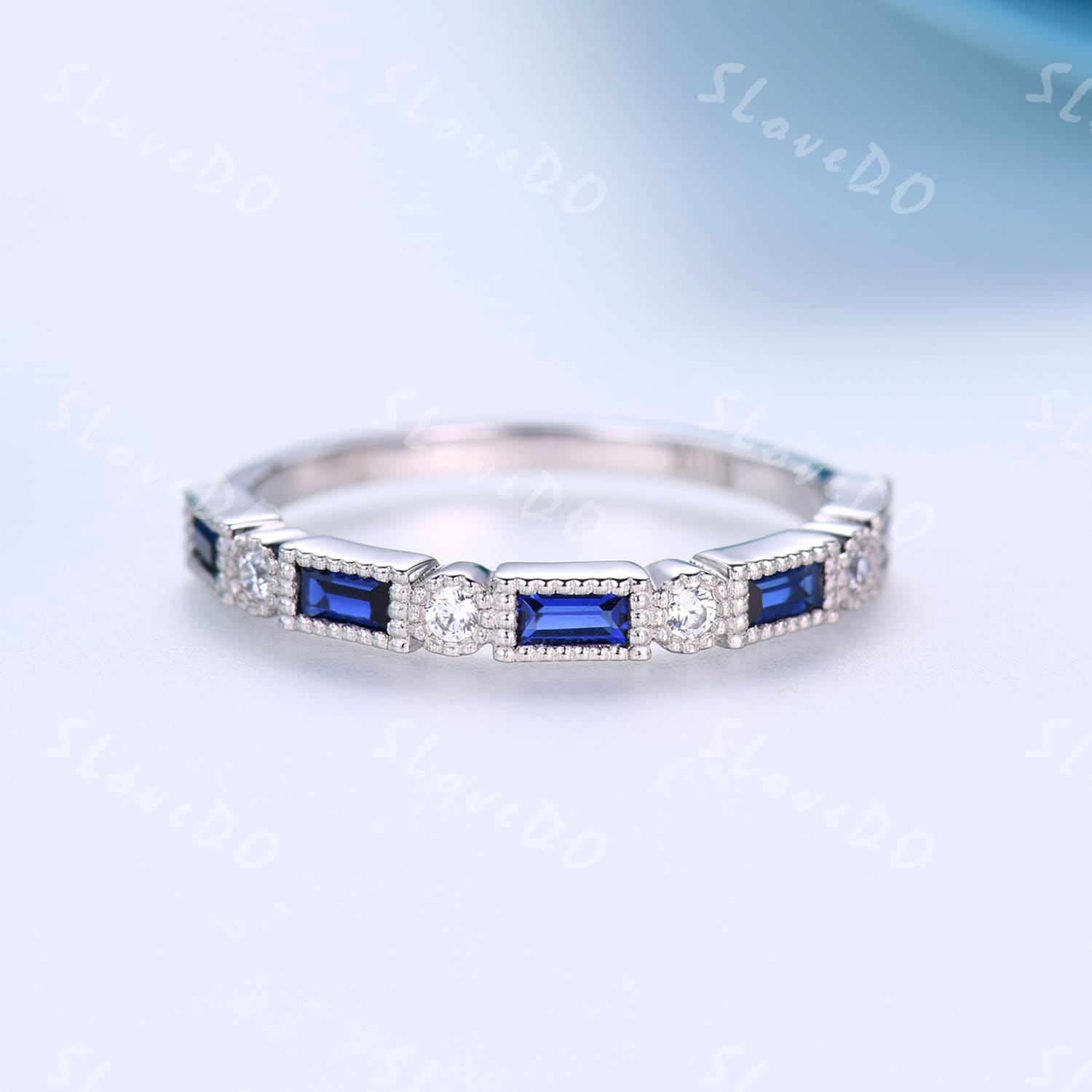 Baguette Saphir Verlobungsring Art Deco Diamant Ehering Halbe Ewigkeit Stapelring Passende Band 14K Weißgold Jubiläumsring Baguette Saphir Verlobungsring Art Deco Diamant Ehering Halbe Ewigkeit Stapelring Passende Band 14K Weißgold Jubiläumsring von SLoveDO