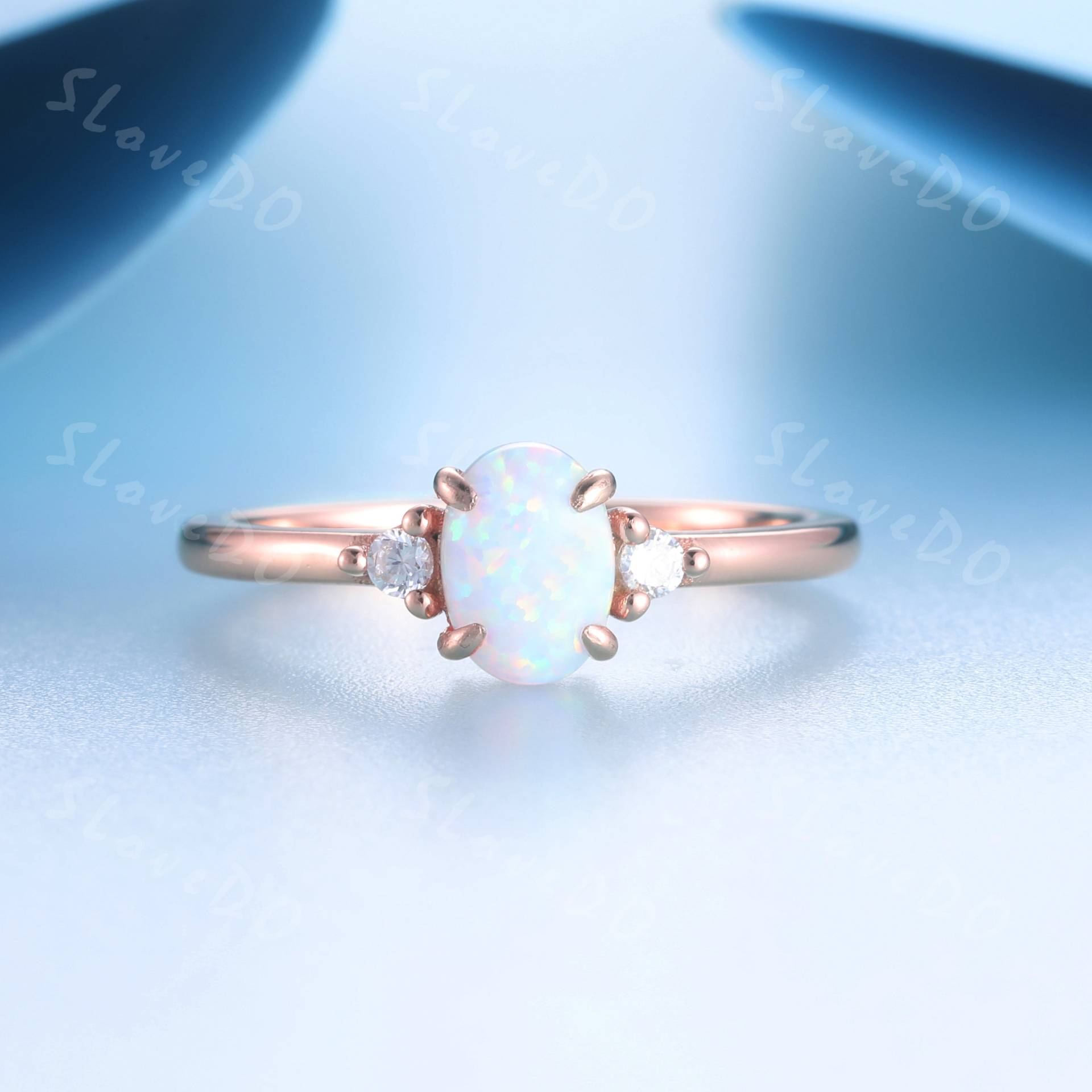 Oval Opal Verlobungsring Rosegold Ehering Drei Stein Design Ring Solitär Zierlicher Opalring Weihnachtsgeschenk von SLoveDO