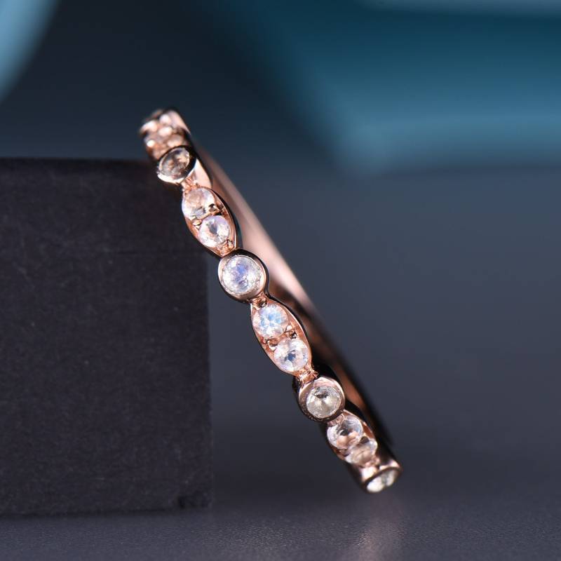 Rosegold Mondstein Ehering Art Deco Stapelring von SLoveDO