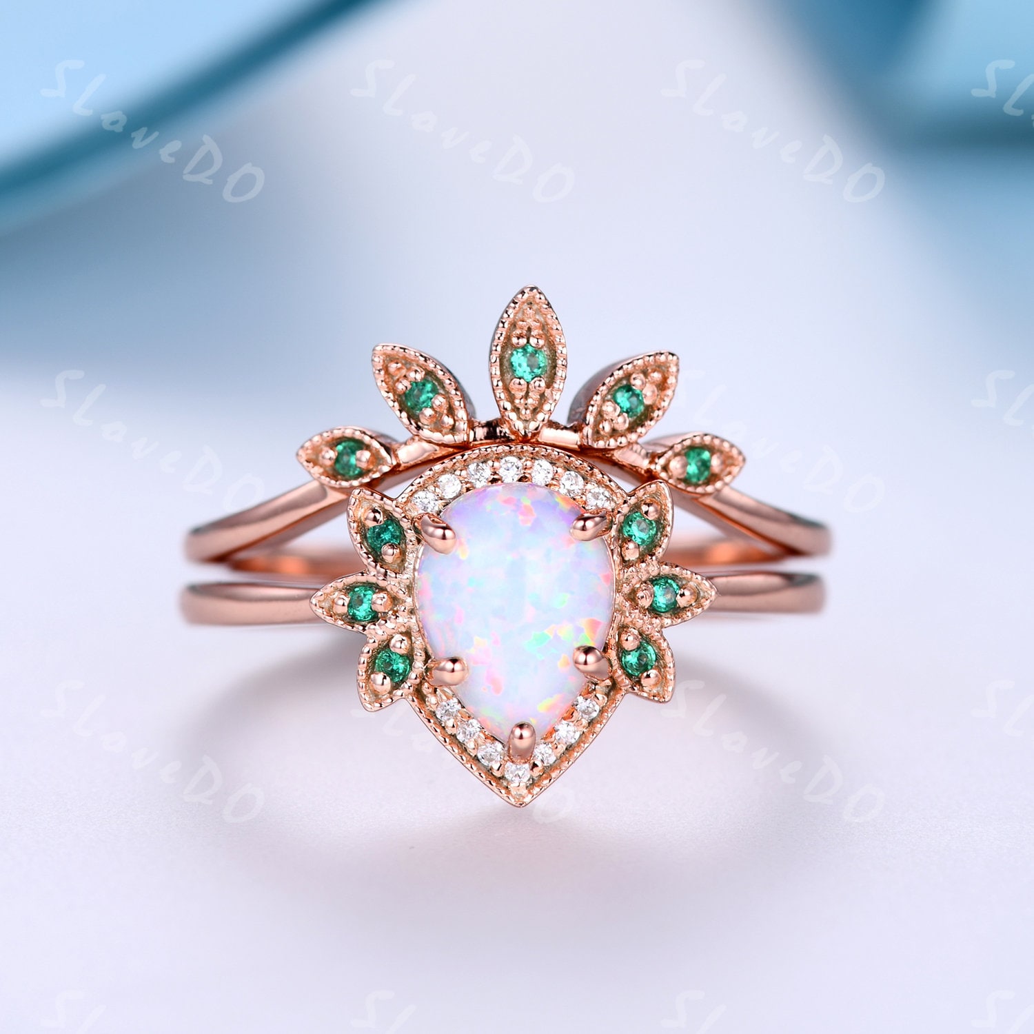 Weißer Opal Verlobungsring Set, Smaragd Ring, Vintage Cluster Ehering, Gewölbter Hochzeitsring, Oktober Geburtsstein, Weihnachtsring Geschenk von SLoveDO