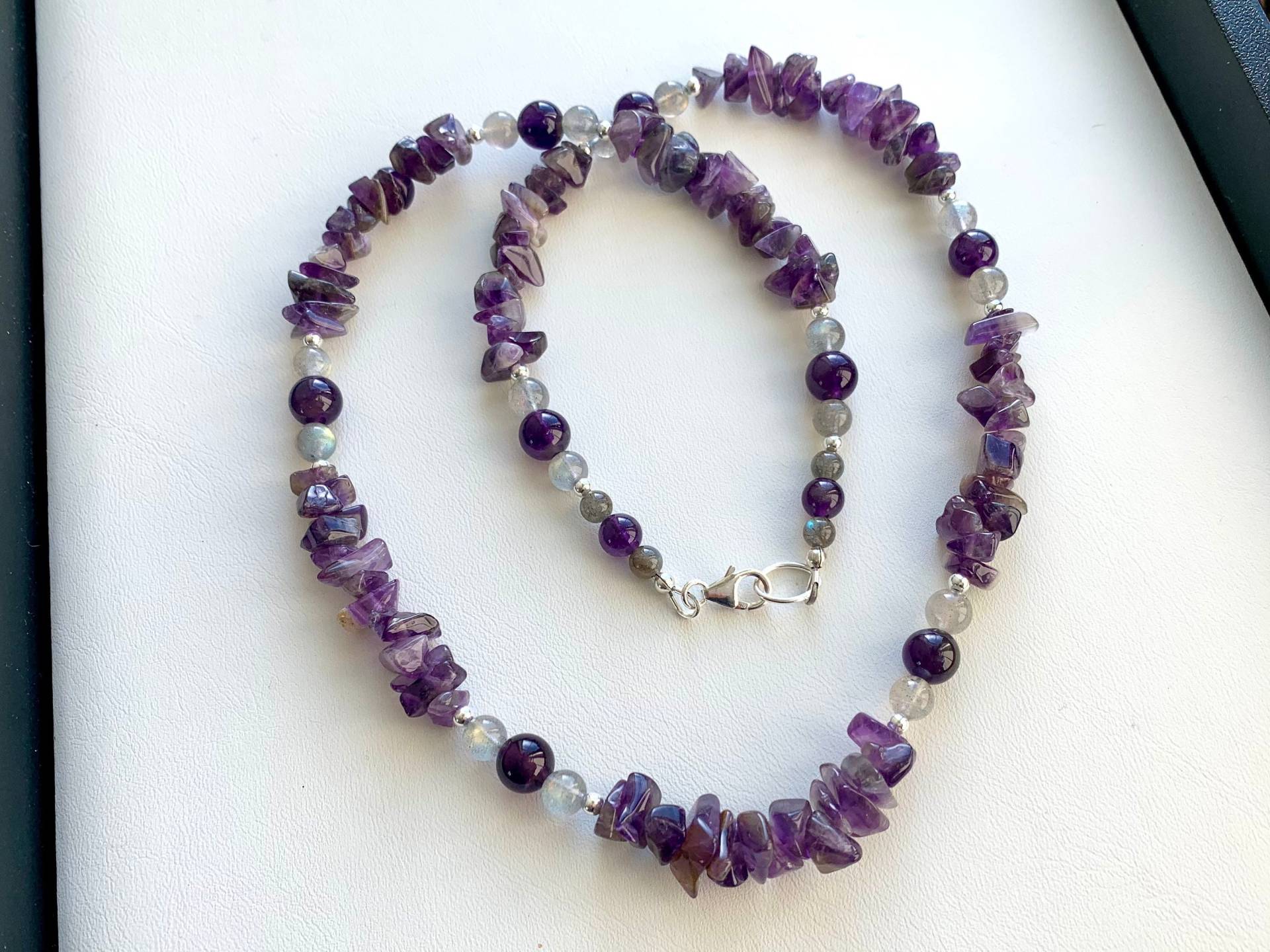 Amethyst Chip Halskette Perlen Mit Labradorit Und Sterling Silber Finishings Amethyst Chip Halskette Perlen Mit Labradorit Und Sterling Silber Finishings von SLynetteJewelry