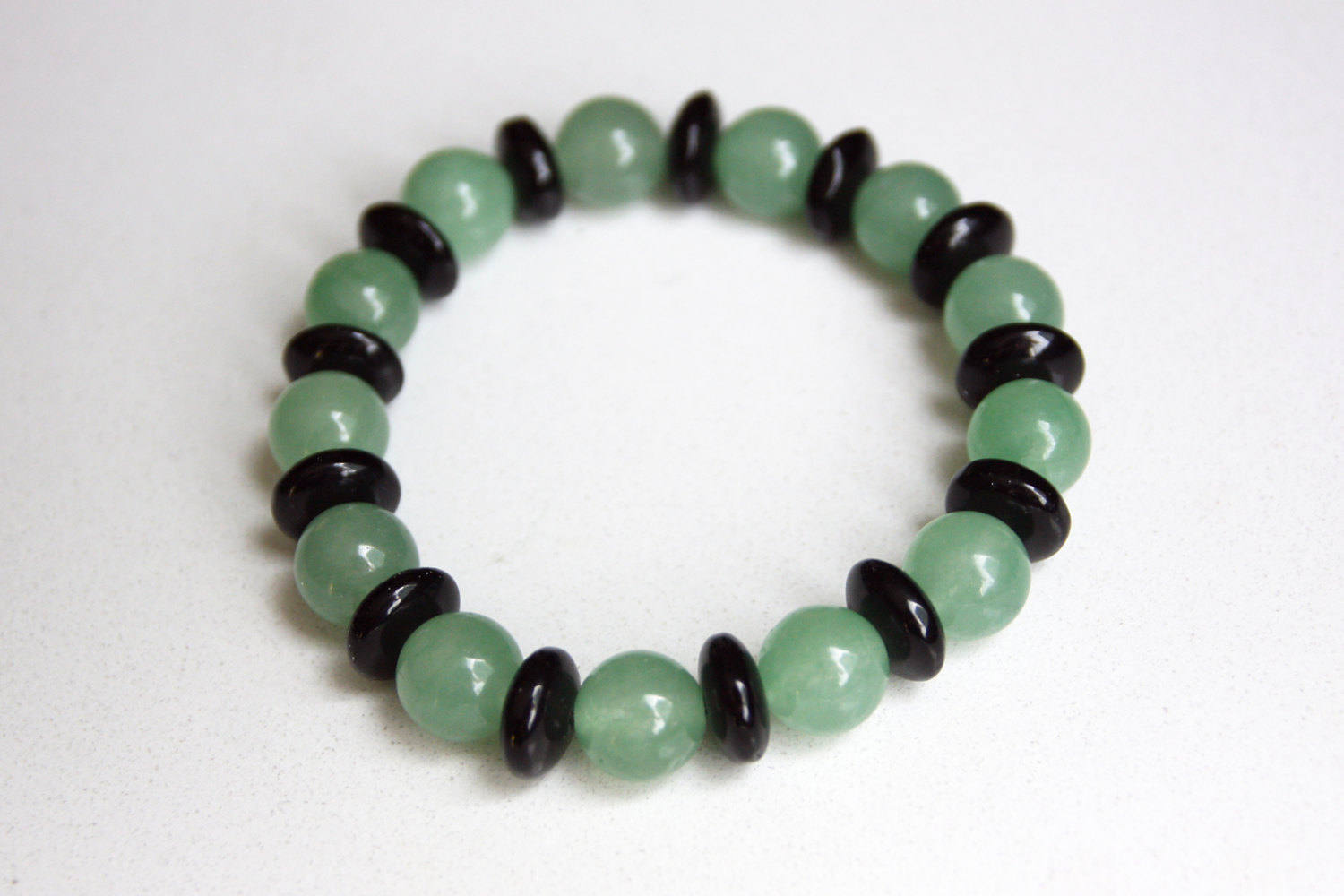 Grüne Aventurin Stretch Armband Schwarzes Glas Scheiben - Klein Grüne Aventurin Stretch Armband Schwarzes Glas Scheiben - Klein von SLynetteJewelry