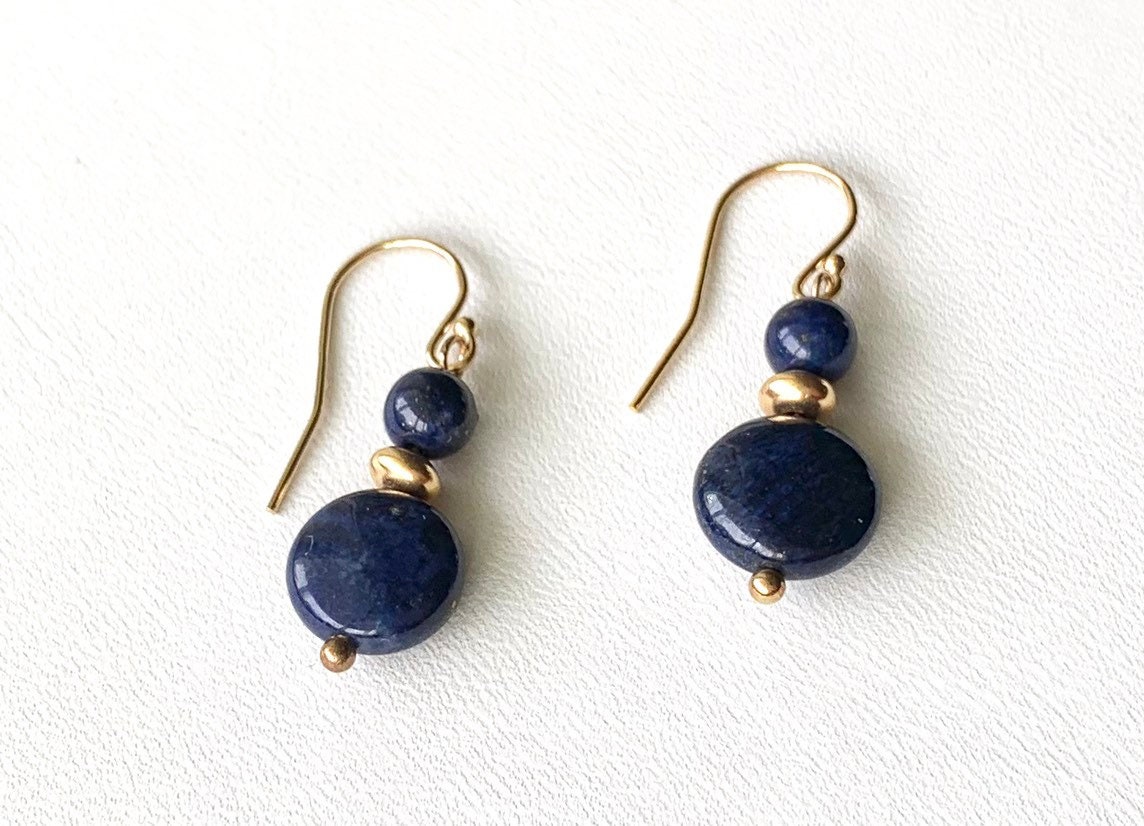 Lapis Und Gold Gefüllt Ohrringe Lapis Und Gold Gefüllt Ohrringe von SLynetteJewelry