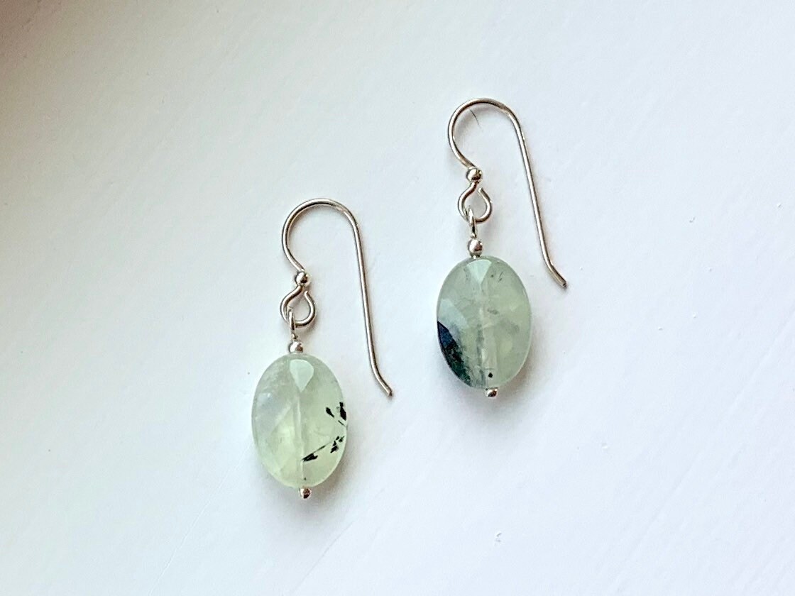 Prehnit Sterling Silber Ohrringe Prehnit Sterling Silber Ohrringe von SLynetteJewelry