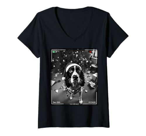 Damen Christmas English Springer Spaniel Caught On Camera T-Shirt mit V-Ausschnitt Damen Christmas English Springer Spaniel Caught On Camera T-Shirt mit V-Ausschnitt von SMAK