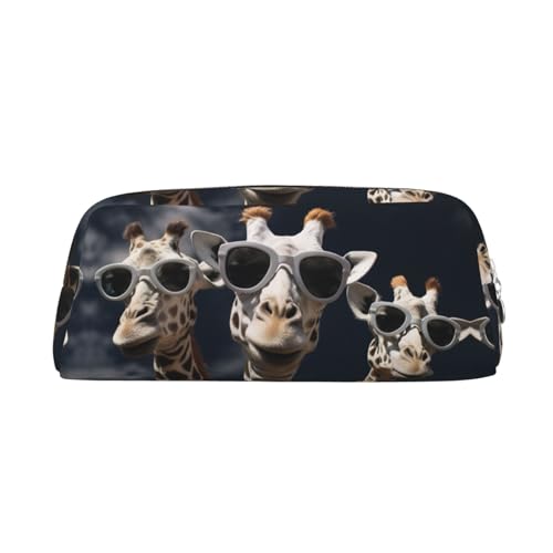 SMAZDFXX Federmäppchen mit DREI Giraffen und Sonnenbrille,aus Leder mit großer Kapazität, tragbare Make-up-Tasche für Damen und Herren SMAZDFXX Federmäppchen mit DREI Giraffen und Sonnenbrille,aus Leder mit großer Kapazität, tragbare Make-up-Tasche für Damen und Herren von SMAZDFXX