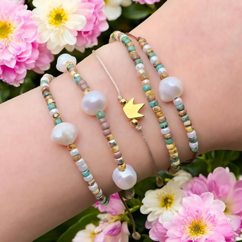 Armband Mit Mini Glasperlen Armband Mit Mini Glasperlen von SMIRAccessoires