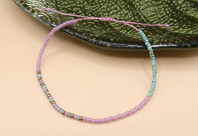 Filigranes Fußband, Hellaubergine-Türkis-Bronze von SMIRAccessoires