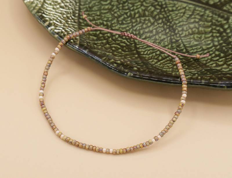 Filigranes Fußband Mit Mini Glasperlen, Braun von SMIRAccessoires