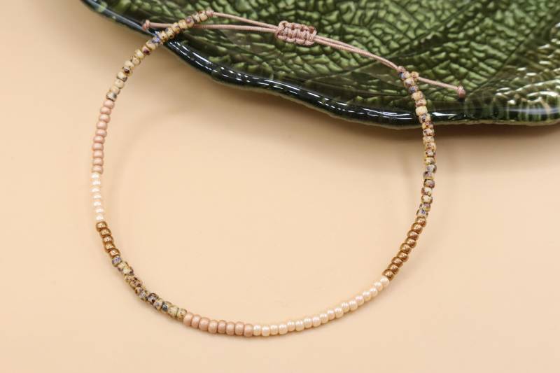 Fußband Mit Mini Glasperlen Fußband Mit Mini Glasperlen von SMIRAccessoires